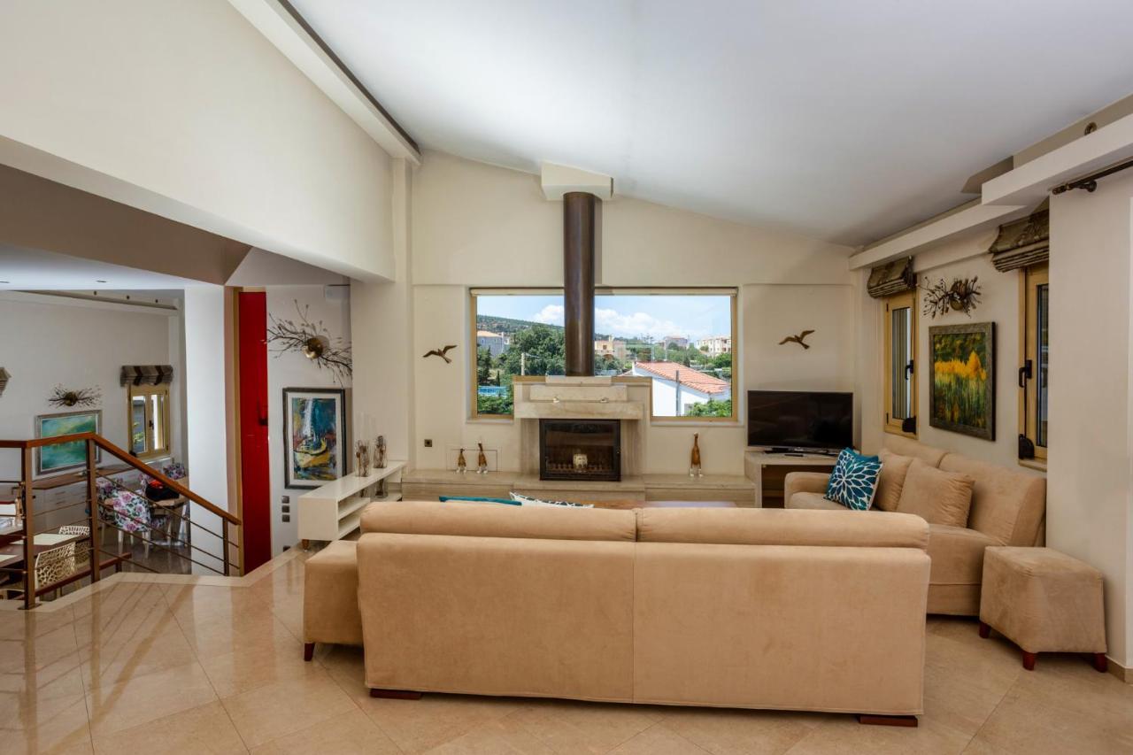 Palladio Luxury Villa With Amazing View Roussospítion 外观 照片